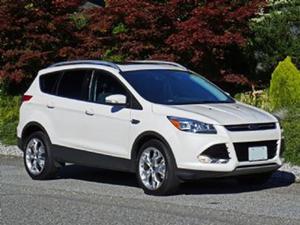  Ford Escape FWD, SE, Sync, heated Seats, Back up Camera