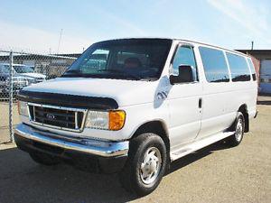  Ford E-350 Minivan, Van