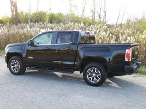  GMC Canyon SLE 4WD Crew Cab w/All Terrain Package