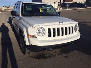  Jeep Patriot for sale (brand new)