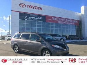  Toyota Sienna LE FWD 8-Passengers