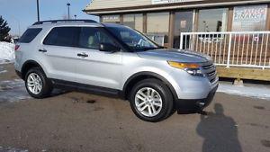  Ford Explorer 4WD ONLY  KM'S!