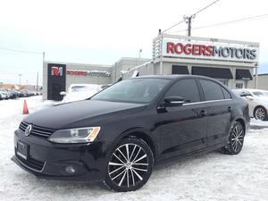  Volkswagen Jetta TSI - NAVI - LEATHER - SUNROOF