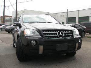  Mercedes-Benz, ML63