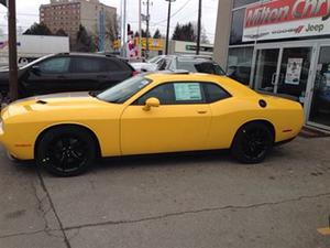  Dodge Challenger SXT Plus