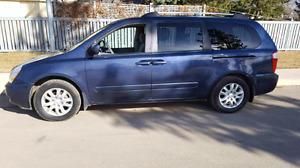  KIA SEDONA 7 PASSANGER  KMS ASKING $