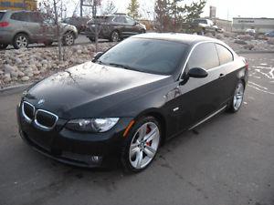  BMW 335i Coupe - Excellent condition! Only  km