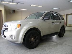  Ford Escape XLT Leather $131 b/w