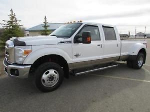  Ford F-350 SuperCrew 4x4 LARIAT