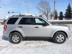  Ford Escape XLT*4x4*Low Km's*Remote start*Accident