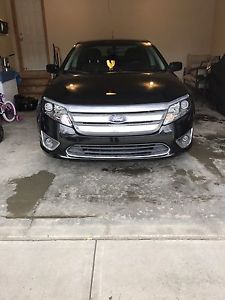 Ford Fusion sel fully loaded low km mint condition