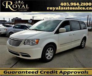  Chrysler Town & Country Touring