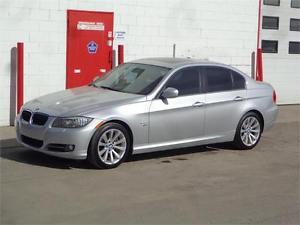  BMW 335Xi AWD ~ Nav, Sunroof, Heated Leather!