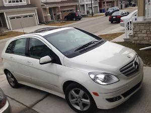  Mercedes B200 SUV 4 cyl low on gas & with inspection