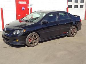  Toyota Corolla XRS ~ 6 Speed ~ Sunroof! ~ LOW KMS ~