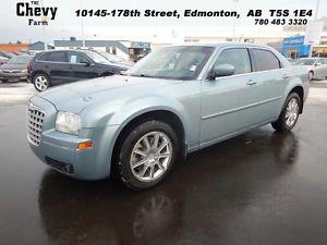  Chrysler 300 TOURING Leather AWD/ No Accidents!