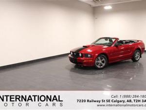  Ford Mustang GT CONVERTIBLE! LOW KMS! VERY CLEAN!