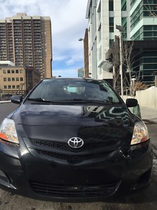  Black Toyota Yaris Sedan with only 91k KMS! ONLY $