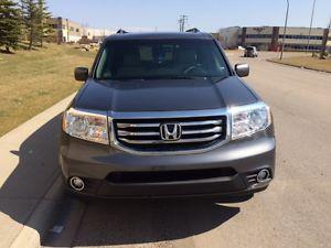  Honda PILOT SUV. Lots of room/features! One Owner!