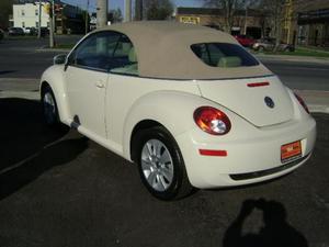  Volkswagen New Beetle