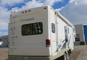  Glendale RV Titanium