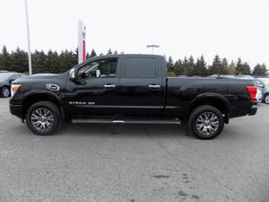  Nissan Titan XD PLATINIUM V8 CUMMINS DIESEL