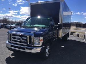  Ford E-450 CUBE VAN 16 FEET