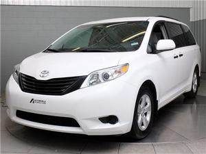  Toyota Sienna LE A\C MAGS CAMERA