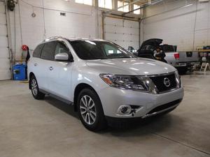  Nissan Pathfinder in Calgary, Alberta, $