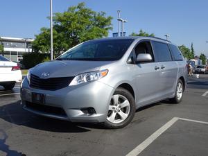  Toyota Sienna CE! BALANCE OF FACTORY WARRANTY!