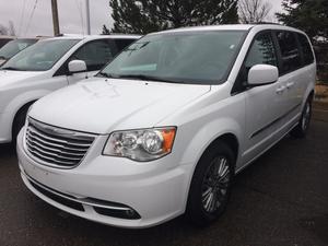  Chrysler Town and Country Touring-L
