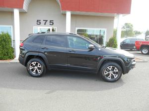 Jeep Cherokee TRAILHAWK V6 4 ROUES MOTRICES