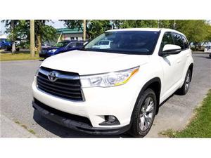  Toyota Highlander LE AWD - 8 PASSAGERS