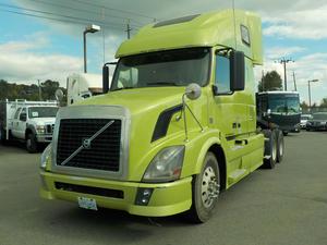  Volvo VNL D13 Highway Tractor and Sleeper Cab