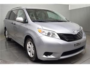  Toyota Sienna LE V6 AC MAGS CAMERA