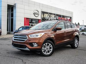  Ford Escape SE, LEATHER, BACK UP CAMERA, ROOF RACK