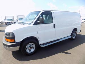  GMC Savana Cargo  COURTE