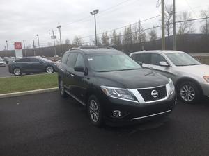  Nissan Pathfinder SV AWD HYBRIDE