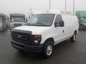  Ford Econoline E-250 Cargo Van w/ Bulkhead Divider
