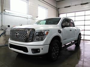  Nissan Titan PLATINUM