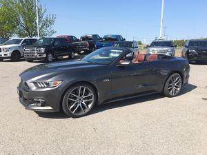  Ford Mustang GT CONVERTIBLE