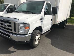  Ford Econoline 16 FT BOX READY TO