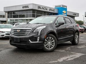  Cadillac XT5 LUXURY, AWD, SUNROOF, BLACK ON BLACK *LIKE