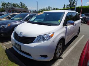  Toyota Sienna LE 7-Pass TCUV
