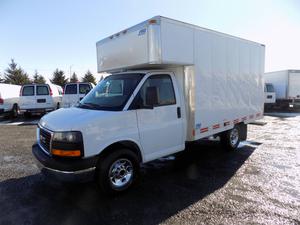  GMC  GMC CUBE 12 PIEDS 