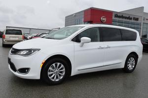  Chrysler Pacifica TOURING