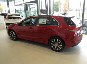  Hyundai Elantra GT GLS TOIT PANO JANTE ET ++