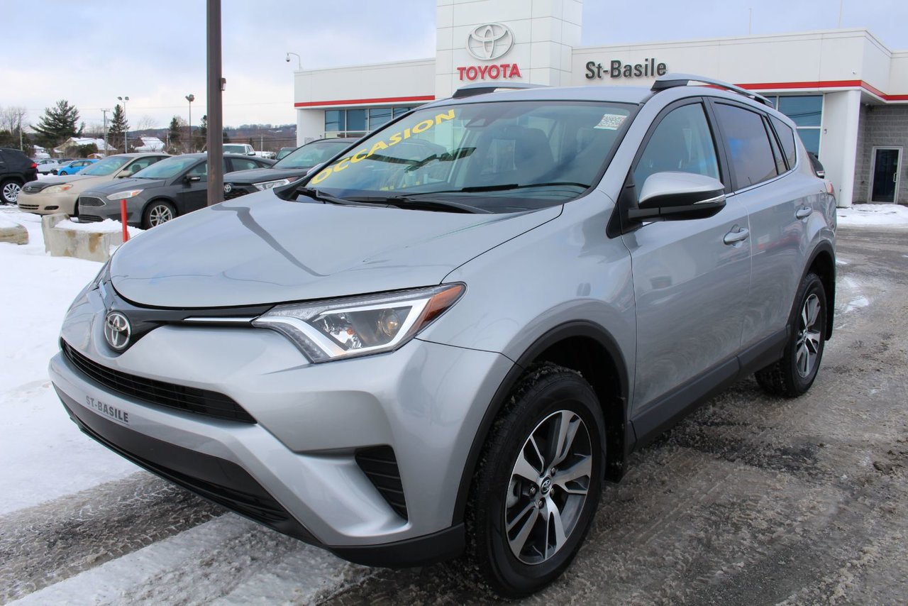  Toyota RAV4 LE AWD BLUETOOTH