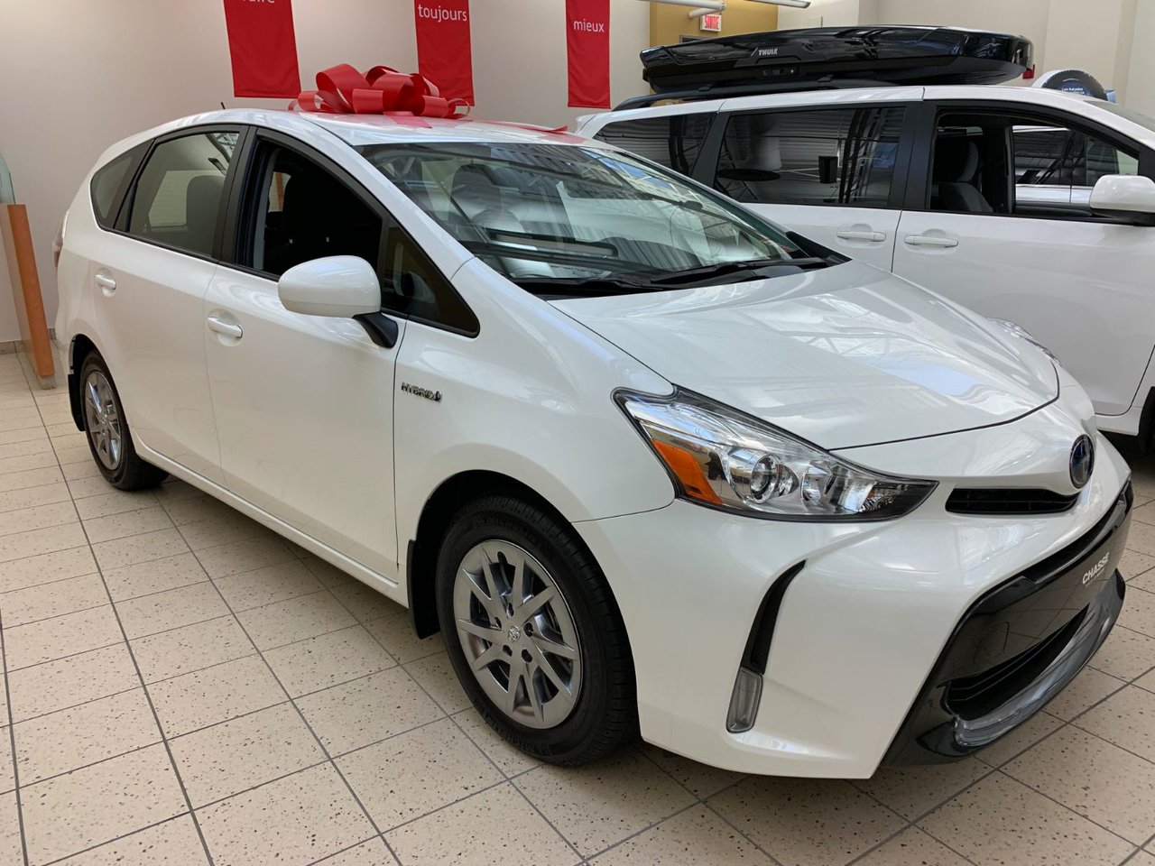  Toyota Prius V V