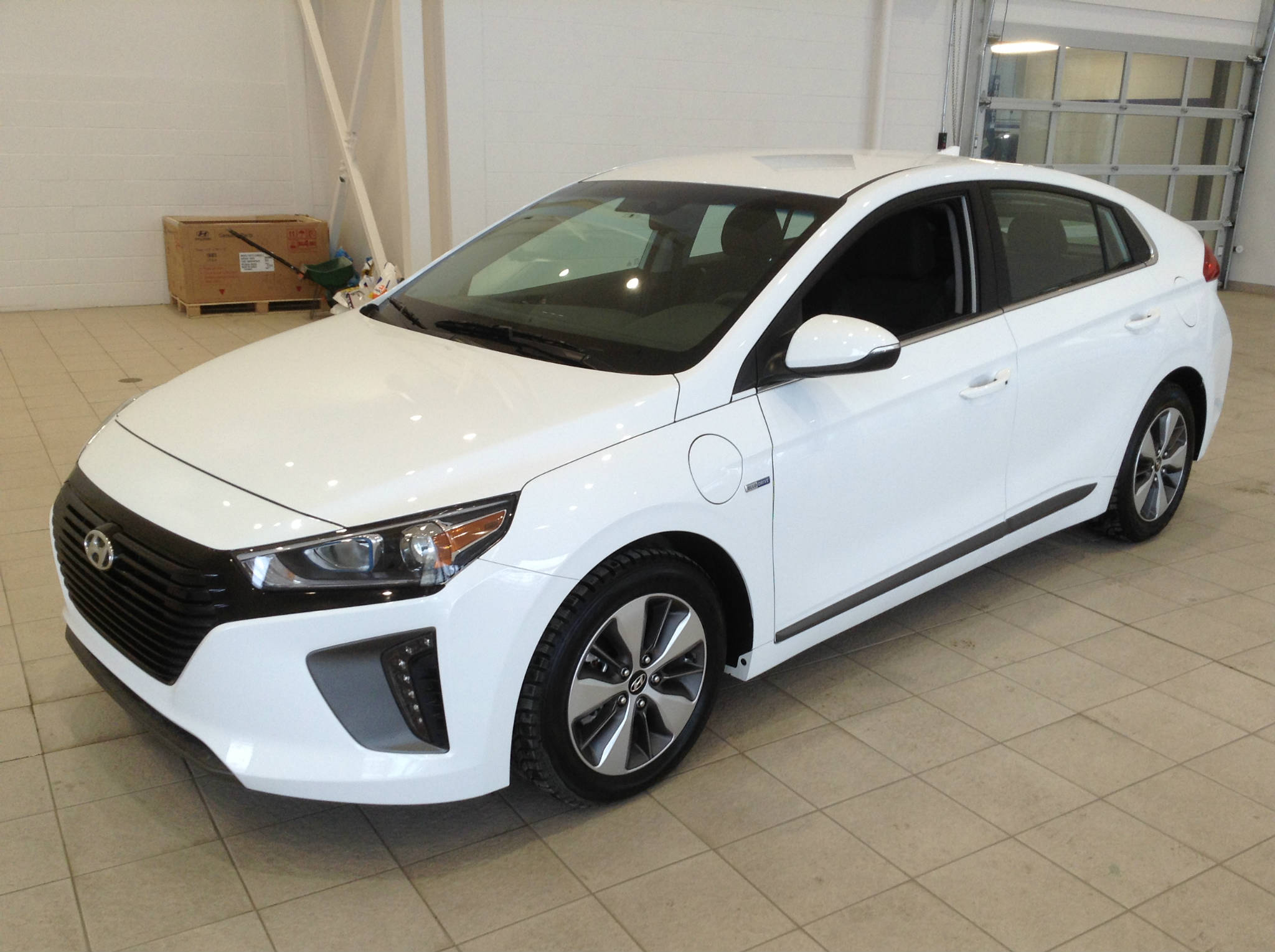  Hyundai Ioniq PHEV PREF + PNEU HIVER ET +++